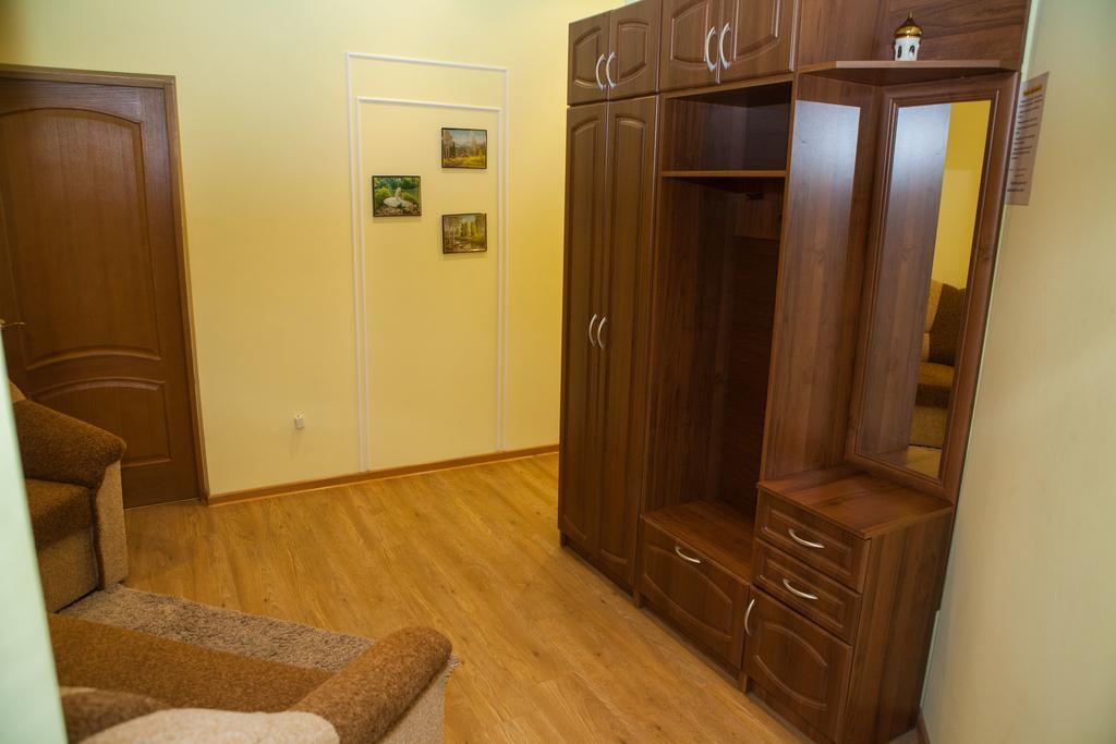 Apartment In 2 Min From Poznyaky Metro Station Kiew Exterior foto